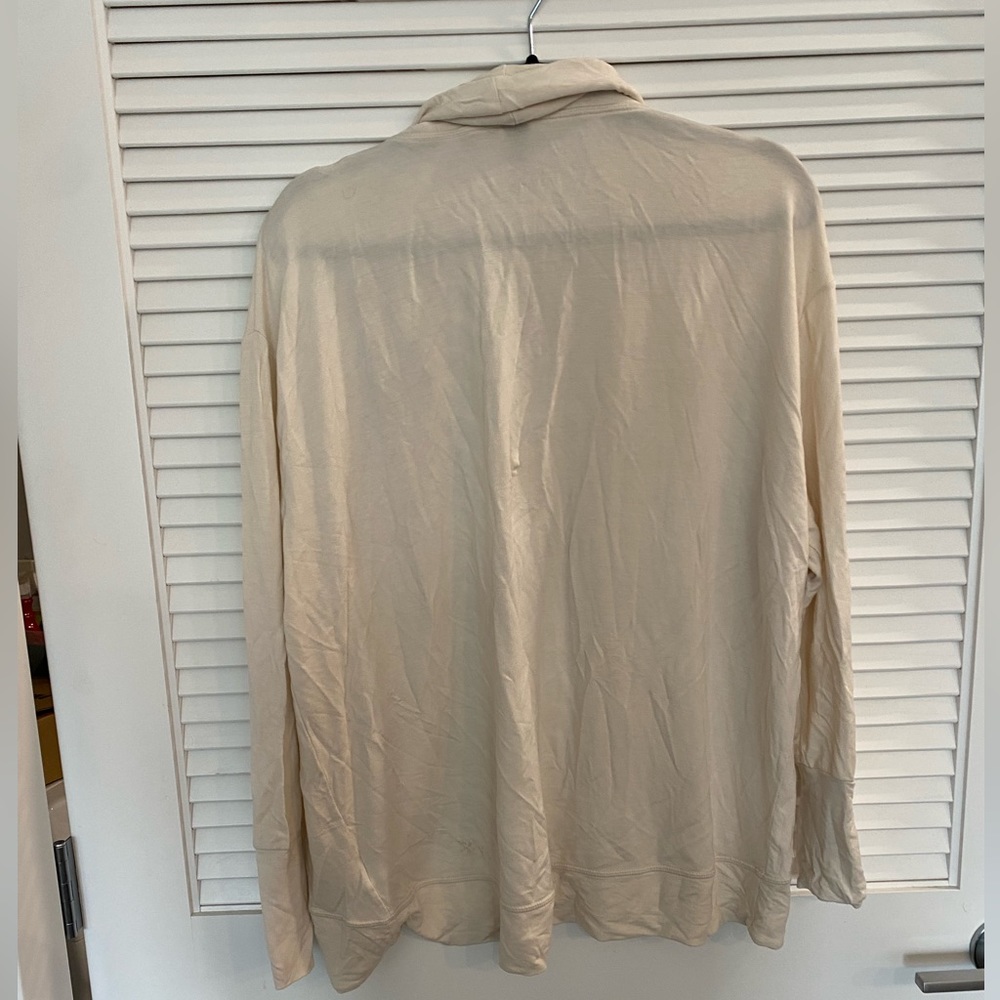 Small sweater - Picture 2 of 3